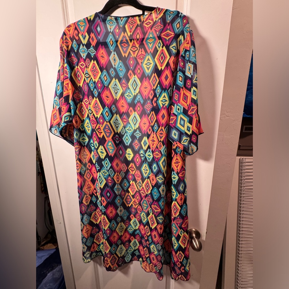 Lularoe Shirley Patterned Kimono M